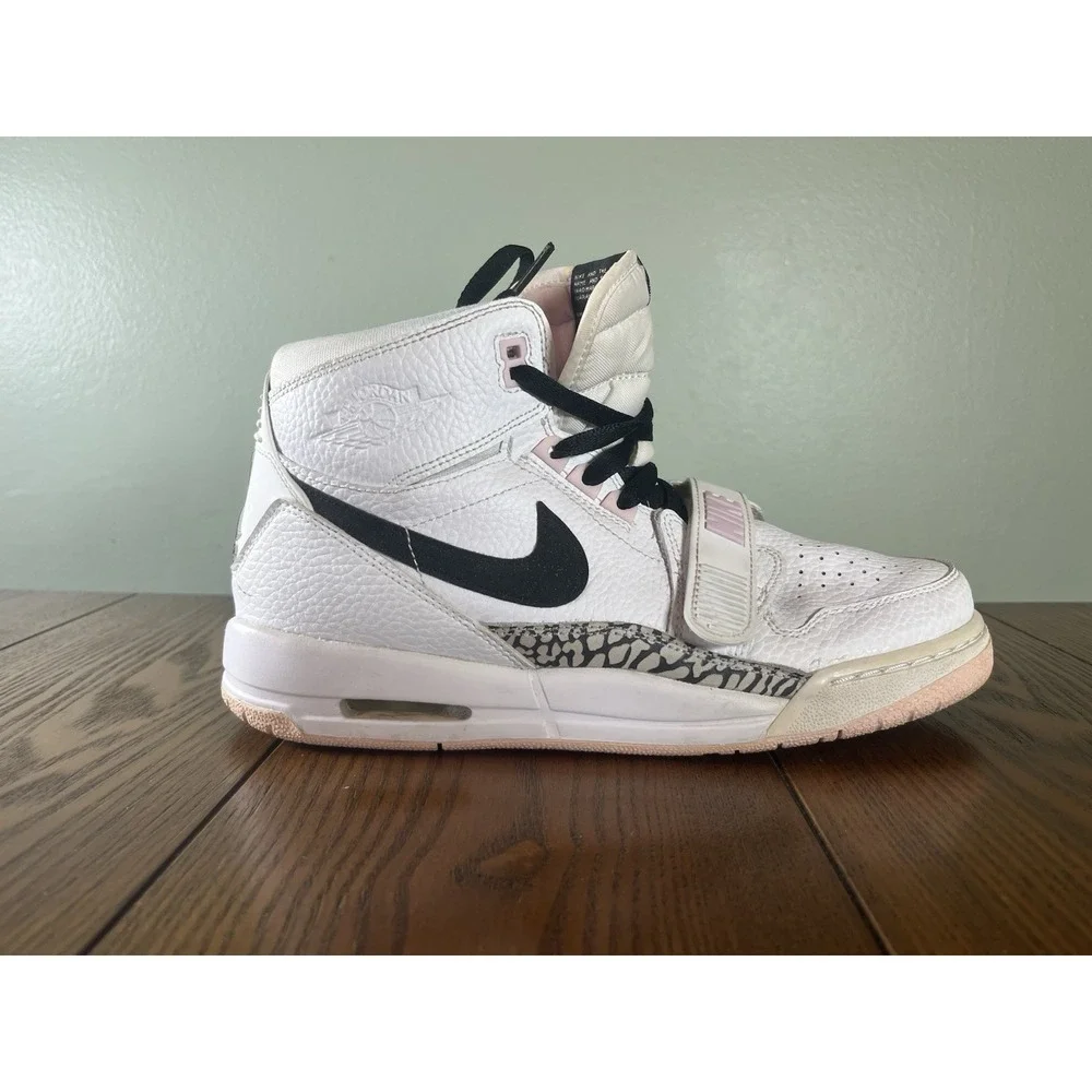 Air Jordan 312 Pink Foam Legacy Nike AT4040-106 Shoes Size 7Y Women's 8.5